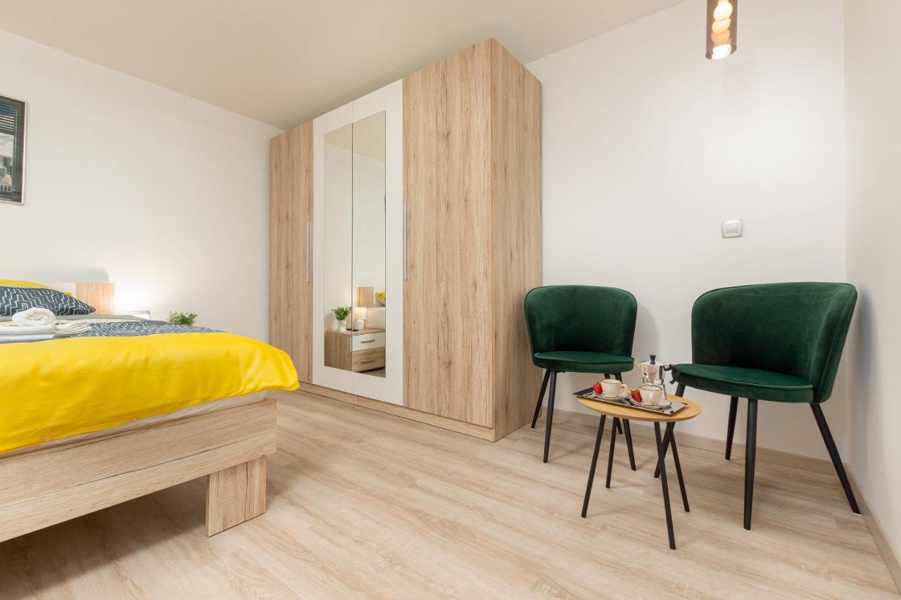 Apartment Ena Near Pula Amphitheater Пула Экстерьер фото